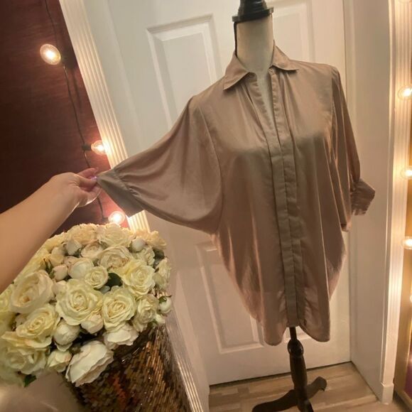 BCBG MaxAzria oversize puffy sleeves champagne colour blouse, XS - Picture 1 of 7